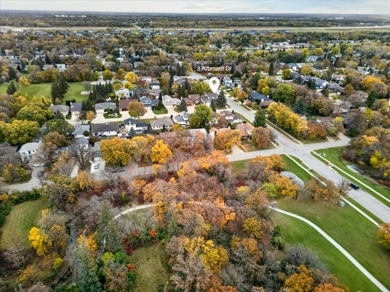 Aerial view showing 3 Arbroath Drive near Bunn’s Creek green space and walking paths